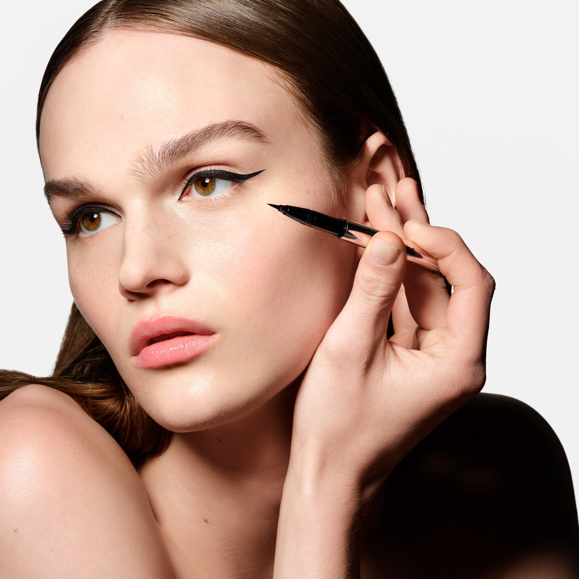 Clear_Cut_Eyeliner_Hero_Model.jpg